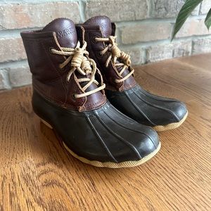 Sperry Duck Boots — Women’s size 6